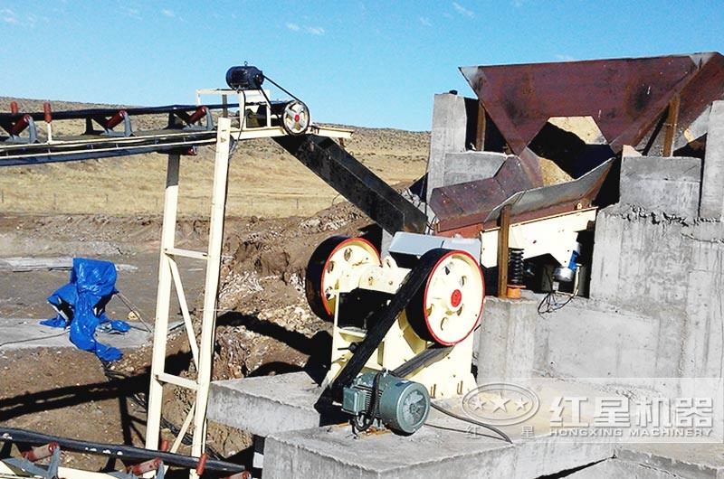 CJ欧版颚式破碎机现场